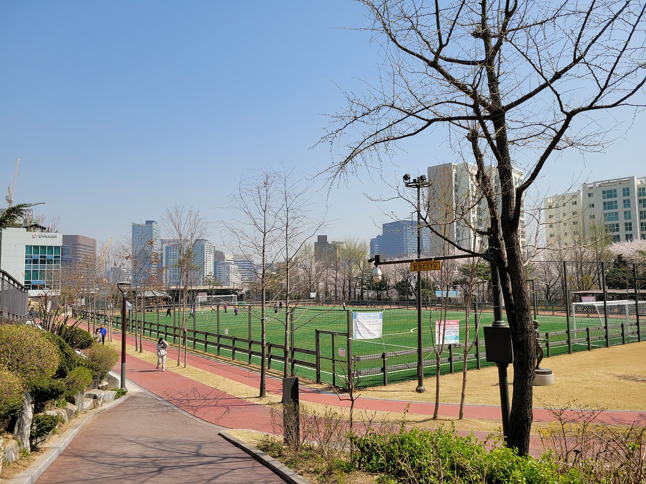 在当前的市 在当前的市